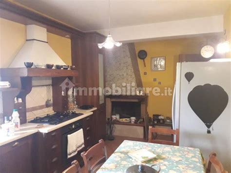 Vendita Villa Bifamiliare In Via Palombarese Sant Angelo Romano Buono