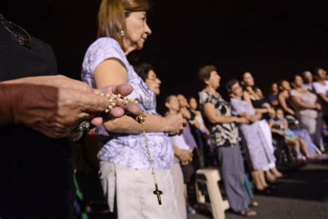 Manabí Se Une En Oración Por Las Víctimas Del 16a El Diario Ecuador