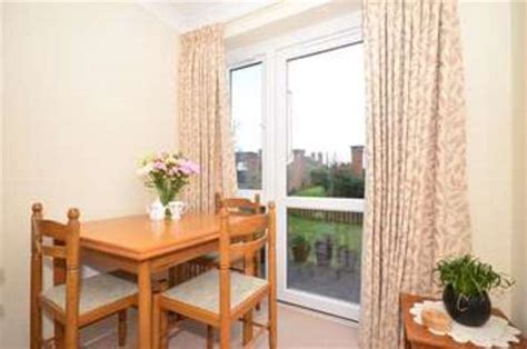 Horsham Ground Flat For Sale Kings Court 1 Bedrooms Patio Doors