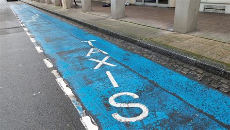 Les chauffeurs de taxis de la Sarthe se mobilisent avec une opération