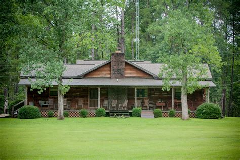 Alabama Hunting Lodge Deer Turkey Duck And Wild Hog