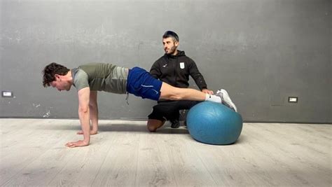 Allenamento Core Stability E Forza Esercizi Con La Guida Dell Esperto