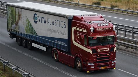 NL Guido Jansen Vita Plastics