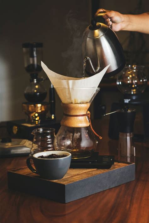 Aeropress Vs Chemex Which Coffee Maker Is Right For You Coffee And Tea Kingdom