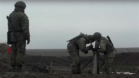 As Son Los Entrenamientos De Combate De Las Tropas Rusas En Plena