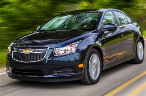 Chevrolet Cruze Photos and Specs. Photo: Cruze Chevrolet Specifications ...