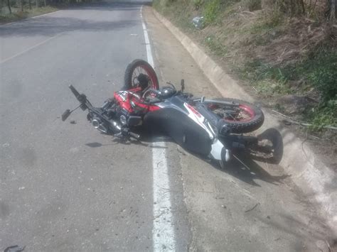 Fallece Tras Derrapar Con Su Motocicleta En Carretera Que Comunica A