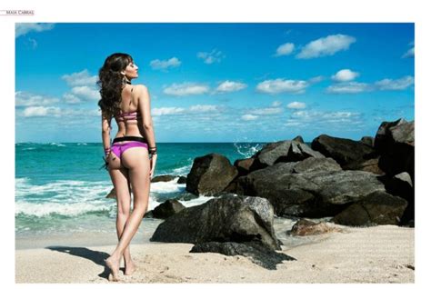 9 Hot Sexy Camilla Cabral Bikini Pics