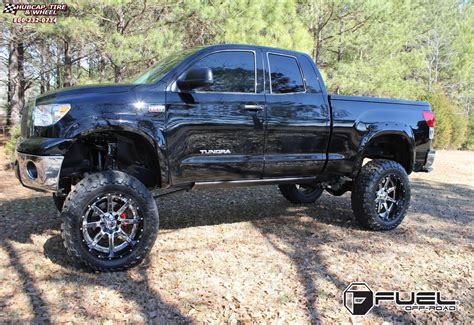 Toyota Tundra Fuel Maverick D260 Wheels Chrome With Gloss Black Lip