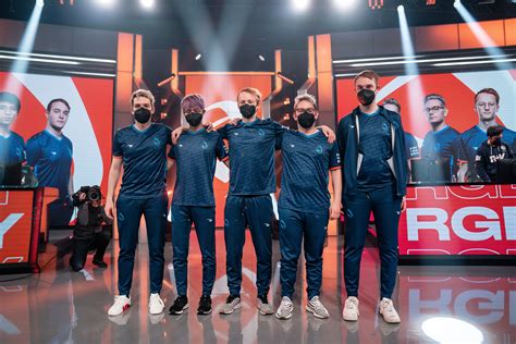 Rogue Vence Schalke E Est No Top Do Lec