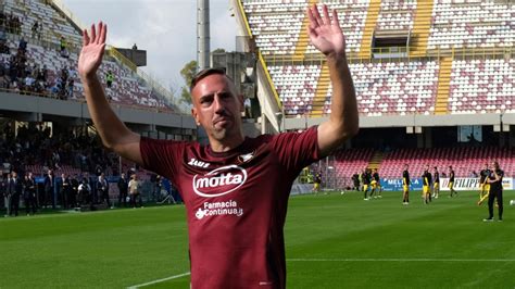 Franck Ribéry Rompió en llanto tras escuchar cánticos de la afición