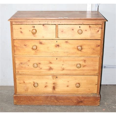 Victorian Pine 2 Over 3 Chest Of Draws With Bun Handles