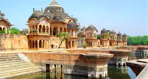 Mathura & Vrindavan Weekend Tour Package from Delhi- 2Nights 3 Days Package