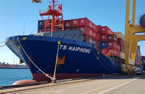 Dp World Australia Secures International Shipping Service With Ts