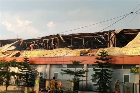 Rumah Sakit Salak Bogor Kebakaran 1 5 Jam Nyala Api Berhasil