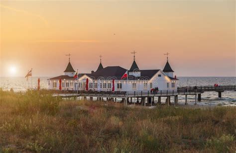 Ahlbeck Przy Morzem Bałtyckim Na Usedom Wyspie Mecklenburg Vorpommern