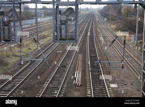 Linee Ferroviarie O Binari Ferroviari Immagini E Fotografie Stock Ad