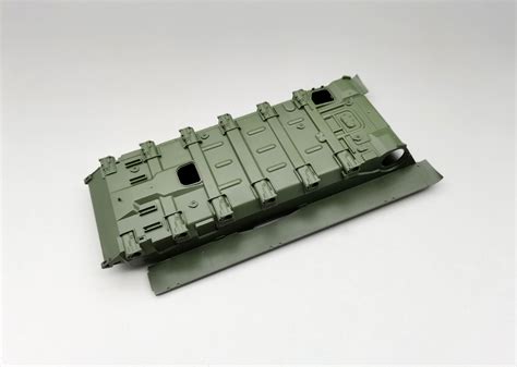 Amusing Hobby - Russian Main Battle Tank T-90A (Full Interior Kit) - 1: ...