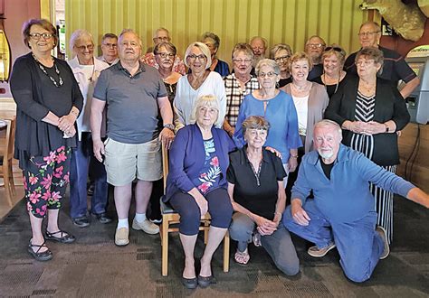 CHS Class Of 1960 Holds Reunion The Tribune Press Reporter