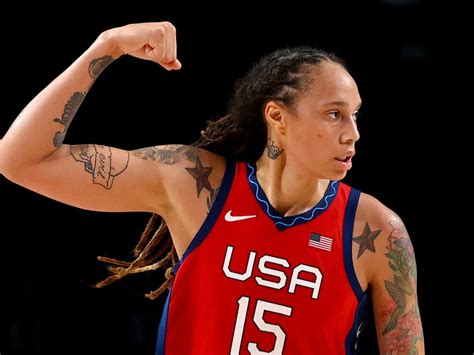 Los Familiares De Brittney Griner Celebraron Su Excarcelación Y Aguardan Por Su Llegada A Eeuu