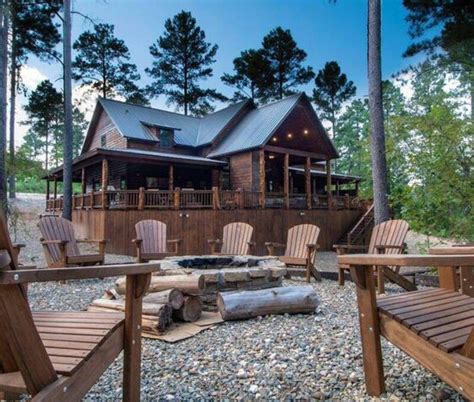 Best Cabins in Oklahoma (for Couples, Families, and Beyond)