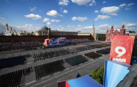 きなこ On Twitter 🇷🇺ロシアのプーチン大統領は、赤の広場で戦勝記念パレードの演説を行いました。「我々が目にしたいのは平和で自由