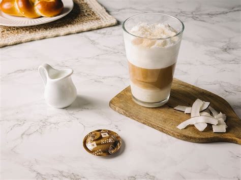 Latte Macchiato Vanilla Coco - Nespresso Recipes