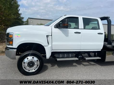 2019 Chevrolet Silverado International Crew Cab 4x4 6500 Flatbed Tow Truck Rollback Diesel