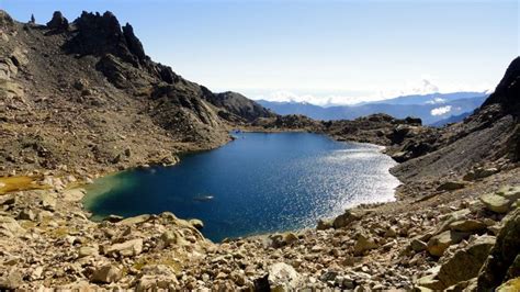 Corsica Lacs Naturels Le Lac De Bettaniella Est Un Lac Situ