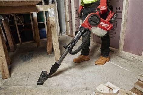 Milwaukee M18 FUEL Compact Vacuum - Pro Tool Reviews