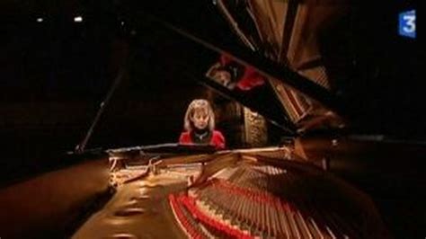 La Pianiste Anne Queff Lec En Concert Pour La Folle Journ E