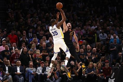 Lebron James Dunks On Kevin Durant