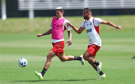 Sampaoli Esbo A Escala O Para Cl Ssico Entre Flamengo E Botafogo