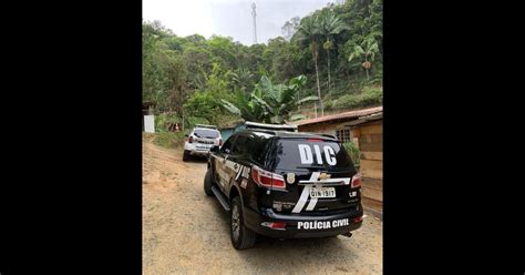 Quatro Pessoas São Presas Em Operação Contra O Tráfico De Drogas Em