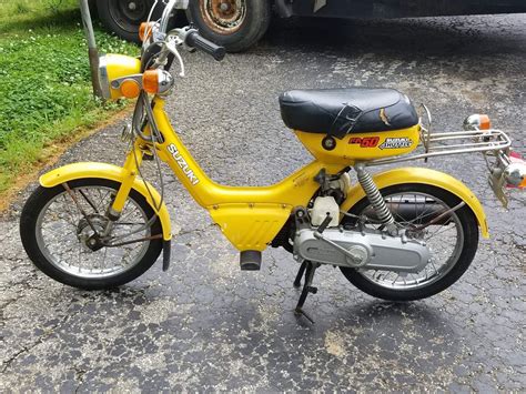 1982 Suzuki Fa50 Yellow Moped Photos — Moped Army