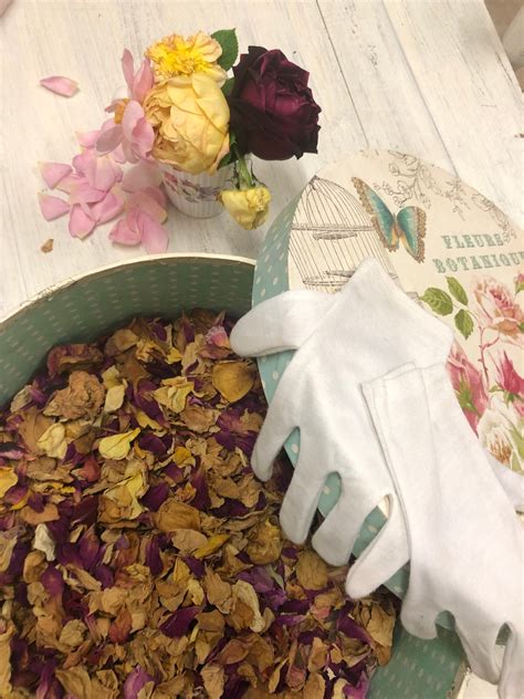 Dried Rose Petal Confetti. Real Eco-friendly Biodegradable - Etsy