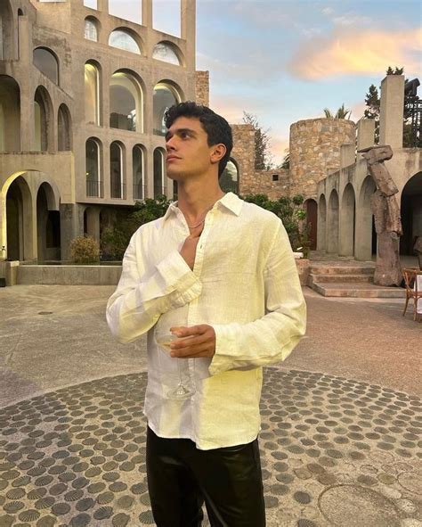 Xavier Serrano En 2024 Estilo De Ropa Hombre Bolsos Para Hombre Hombres