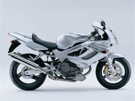 The Honda At Motorbikespecs Net The Motorcycle Specification Database