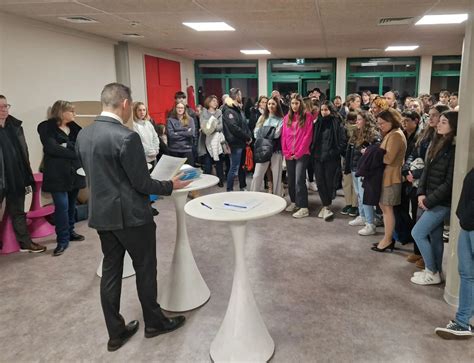 C R Monie De Remise Des Dipl Mes Du Dnb Ensemble Scolaire Notre Dame