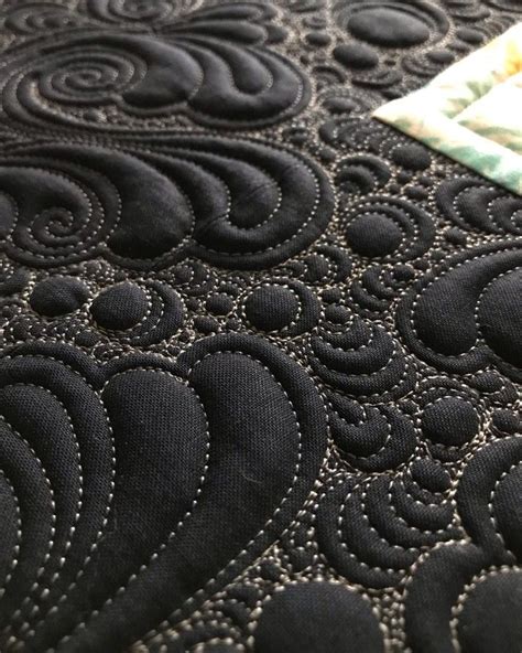 Pin By Gwenn Tremble On Quiltdesigns Bkgd Actual Free Motion