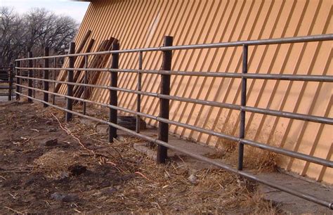 Saddled Continuous Fence Panels Blattner