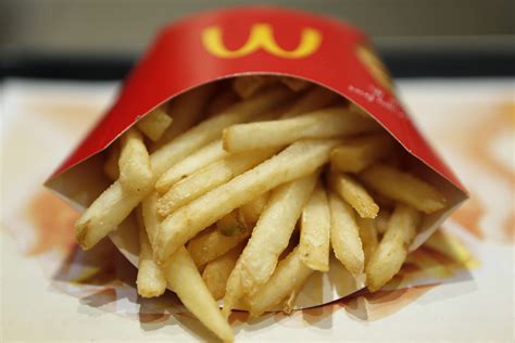 Murder Suspect Antoine Sims Calls 911 Over Cold Mcdonalds Fries Ends