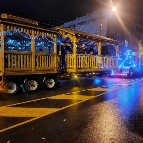 📢 Leaking Roof? The Real Problem Might Be Hidden Cracks Most commercial