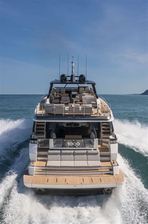 Ferretti Yachts 1000 Ferretti Yachts