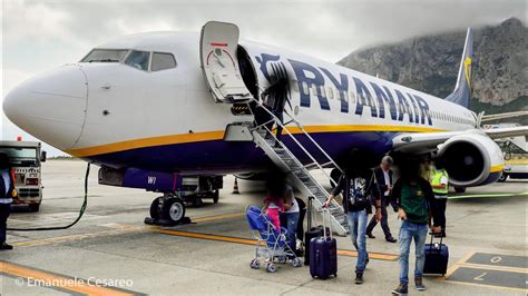 TRIP REPORT RYANAIR B737 800 Roma Fiumicino Palermo Punta Raisi