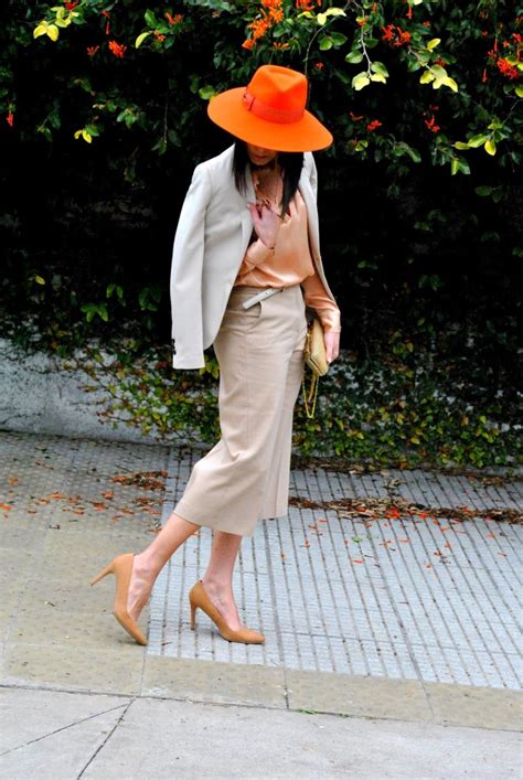 COMO LLEVAR NUDE ORANGE UNA COMBINACION PARA LUCIR CHIC Y ELEGANTE July Latorre