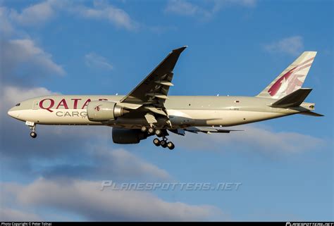 A Bfu Qatar Airways Cargo Boeing F Photo By Peter Tolnai Id