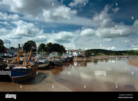 Kirkcudbright and Kirkcudbright Harbour, Dumfries and Galloway Stock ...