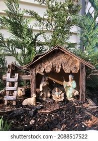 Outdoor Nativity Scene Christmas Season Stock Photo 2088517522 | Shutterstock