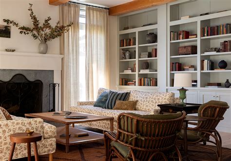 17 Gorgeous Rooms With Built-In Bookcases